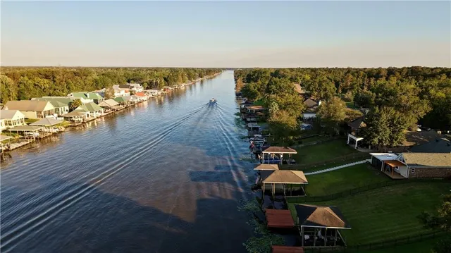 $499,900 | 12252 River Highlands Drive, St. Amant, LA 70774