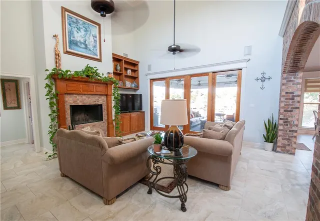 $499,900 | 12252 River Highlands Drive, St. Amant, LA 70774