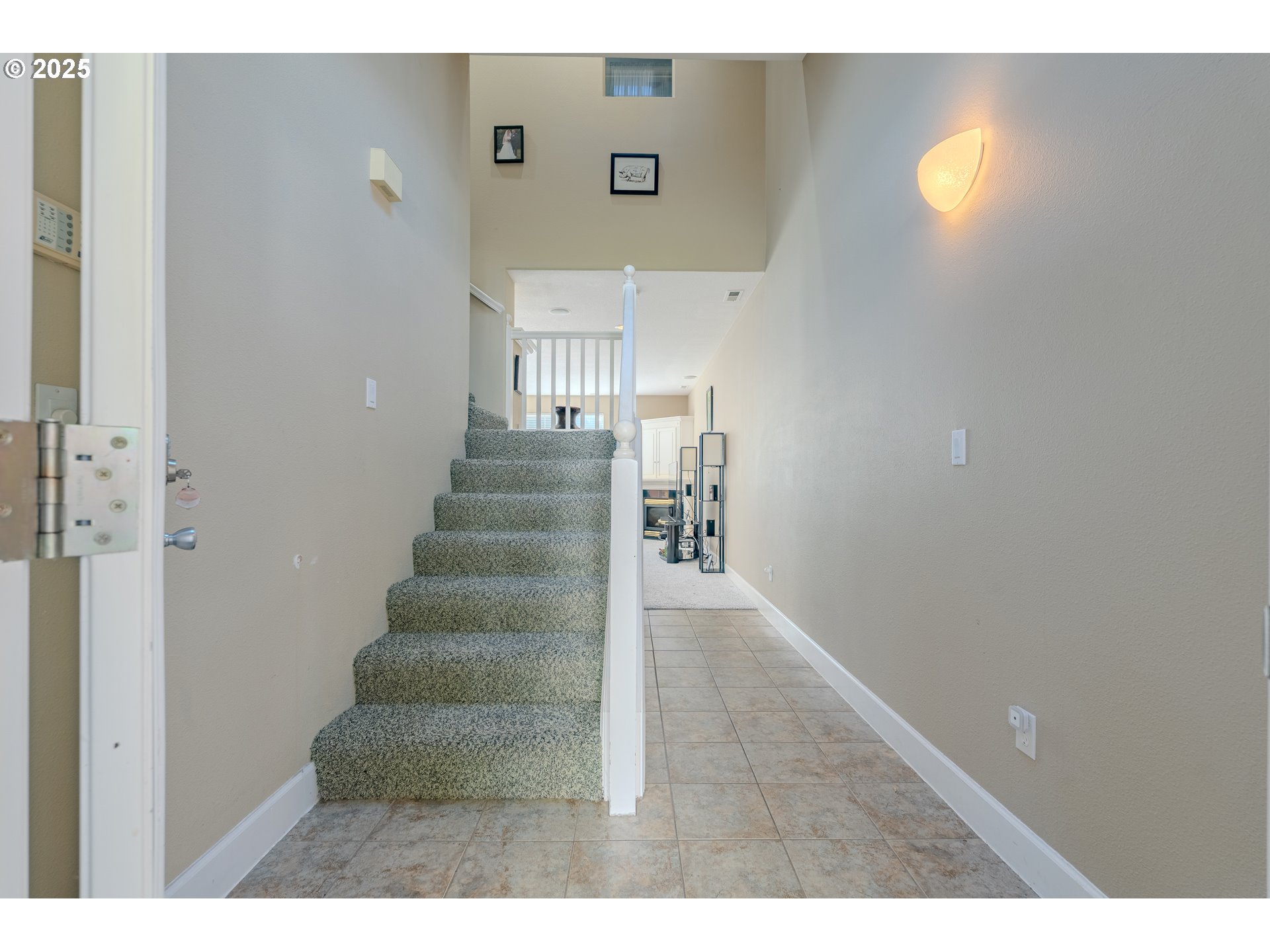 8709 Northeast 17th Street Vancouver, WA 98664 - Photo 2 of 30