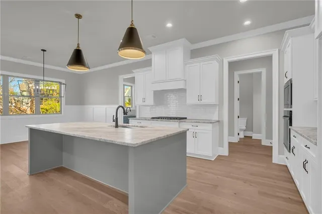 $819,900 | 7114 Nightfall Lane, Gainesville, GA 30506