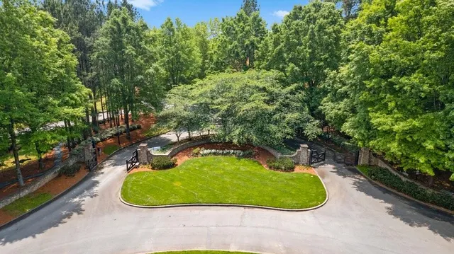 $819,900 | 7114 Nightfall Lane, Gainesville, GA 30506