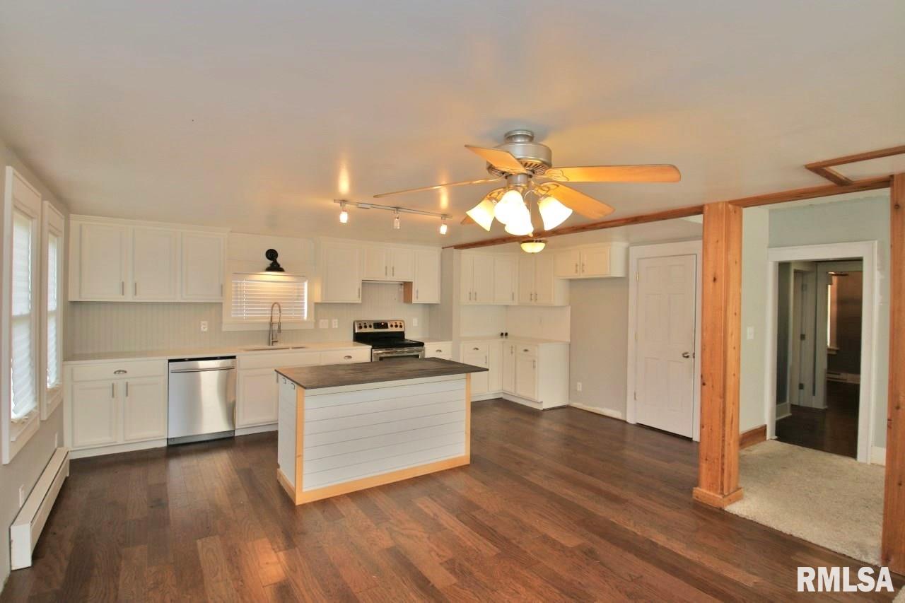 17507 North Duncan Road Princeville, IL 61559 - Photo 5 of 49 Gallery Image 5