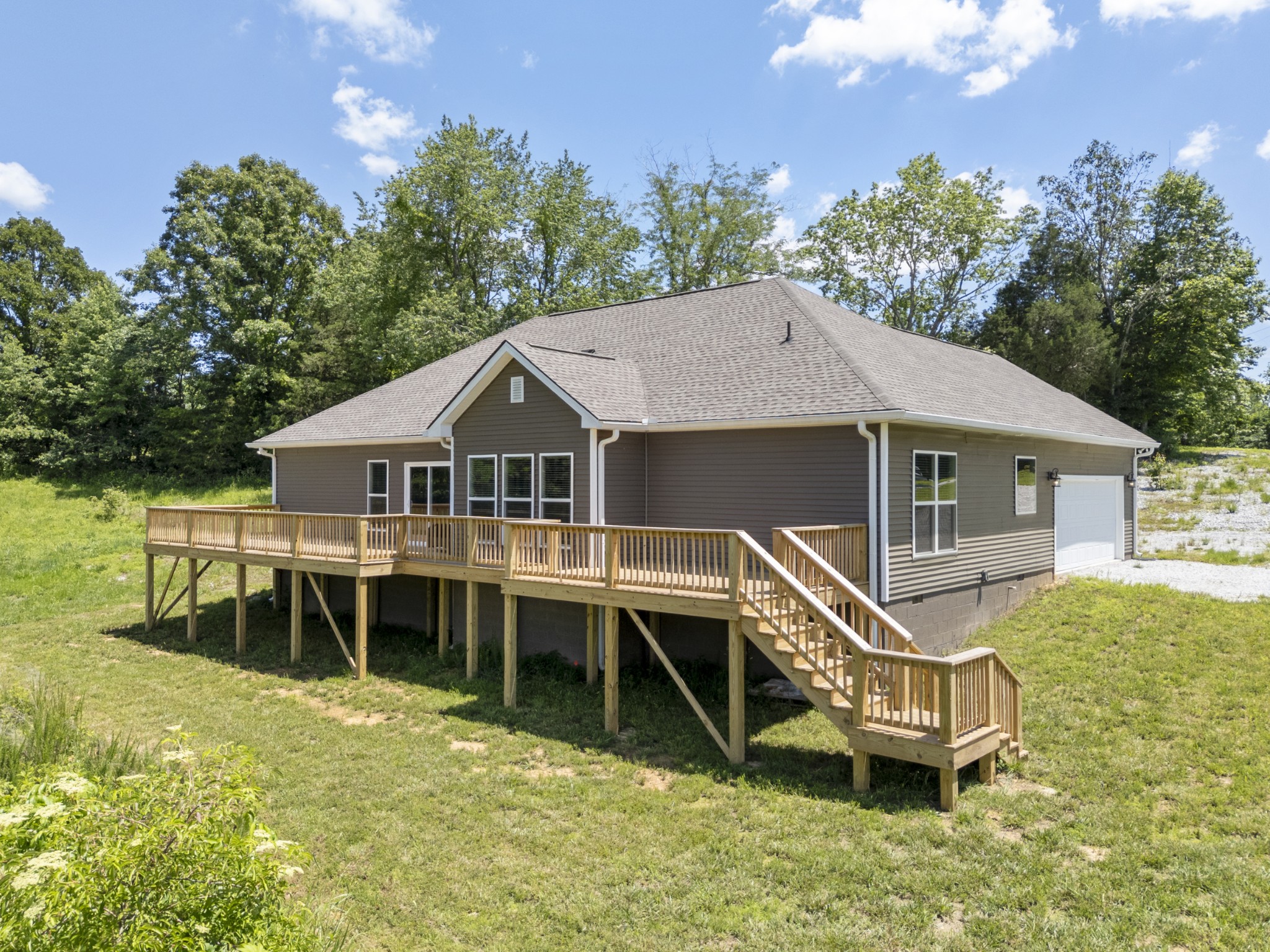 694 Nels Adams Road Dickson, TN 37055 - Photo 4 of 57