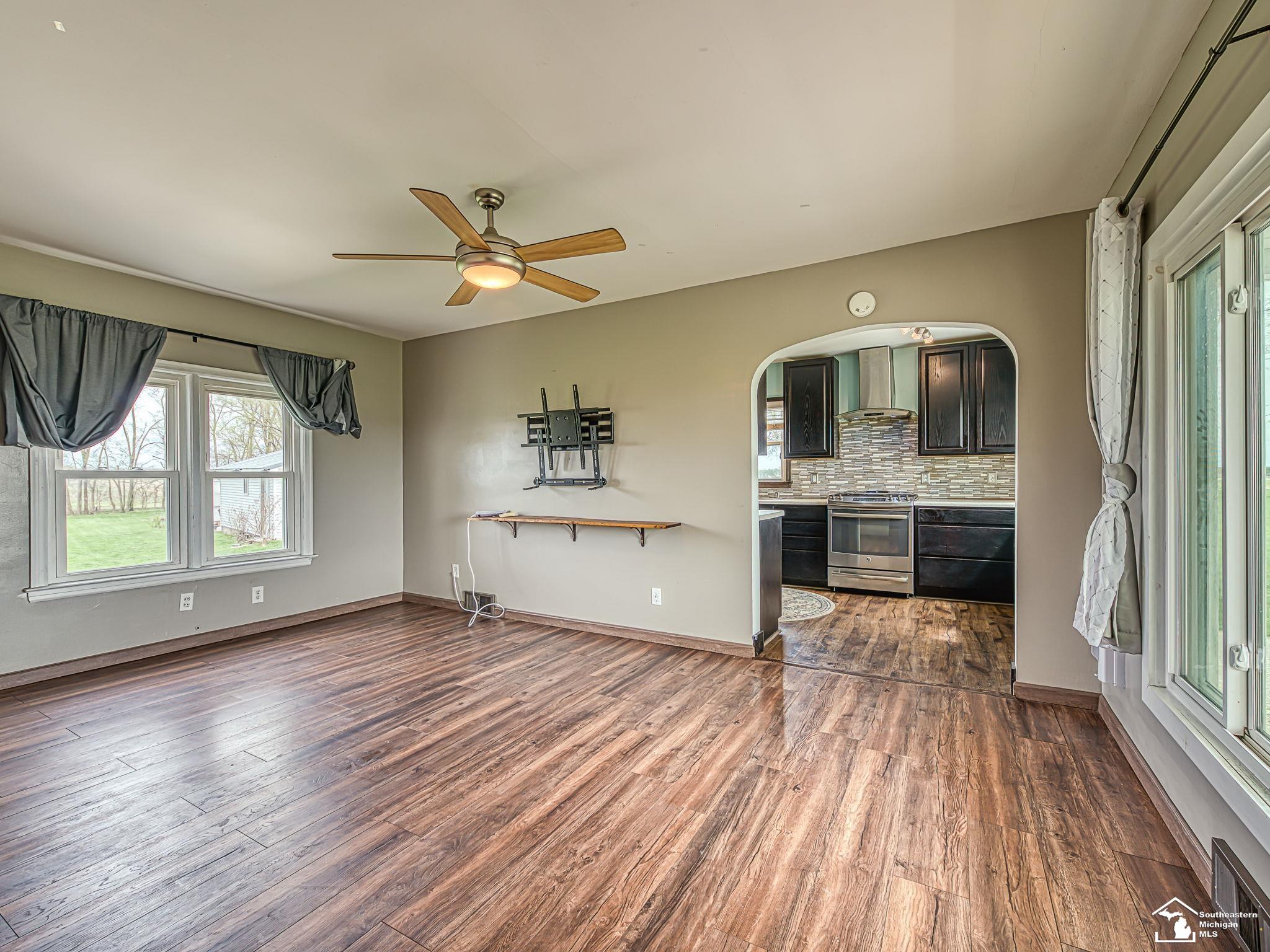 7650 South Custer Road Monroe, MI 48161 - Photo 8 of 34
