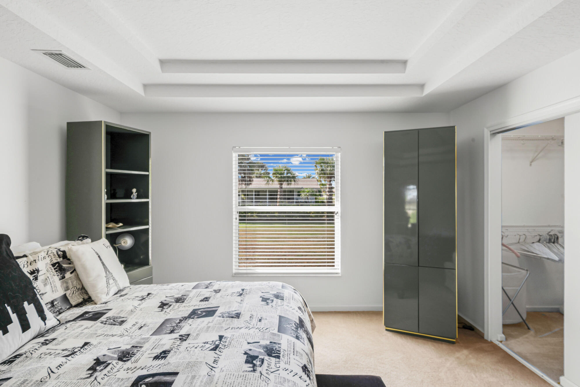 2400 Southeast Shipping Road Port St. Lucie, FL 34952 - Photo 27 of 57 Tray Ceilings