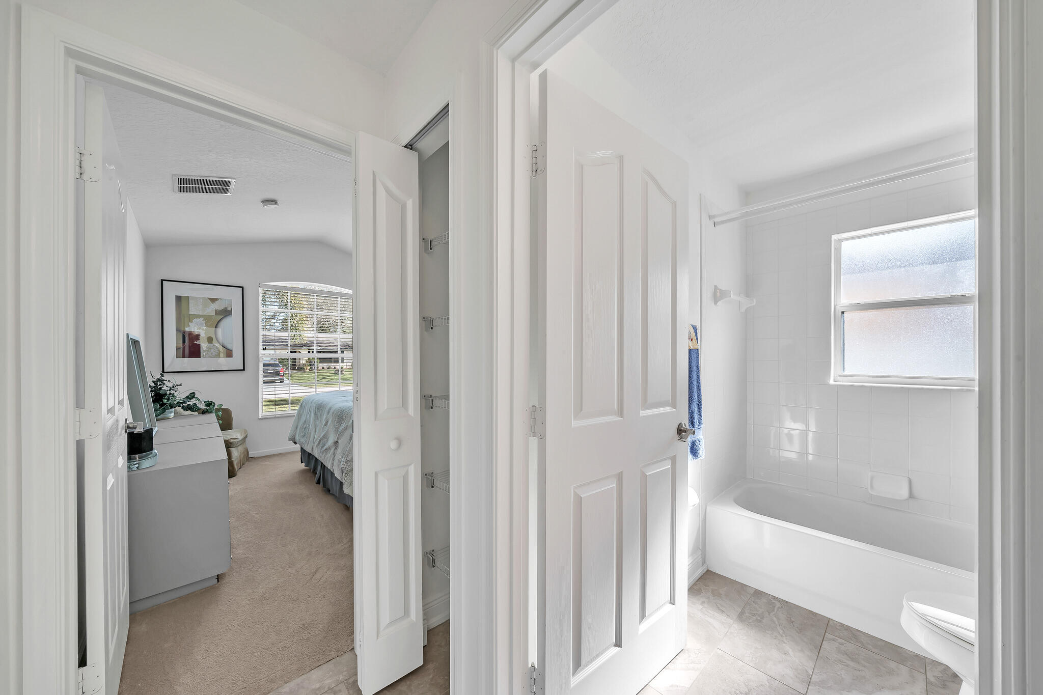 2400 Southeast Shipping Road Port St. Lucie, FL 34952 - Photo 42 of 57 2nd Guest Bathroom B (1)