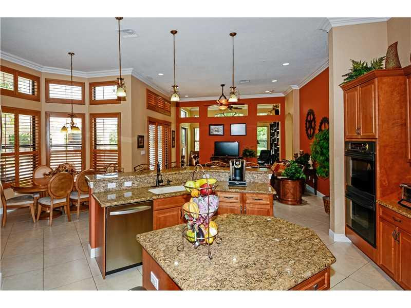 10057 Laurel Road Davie, FL 33328 - Photo 11 of 27 Kitchen
