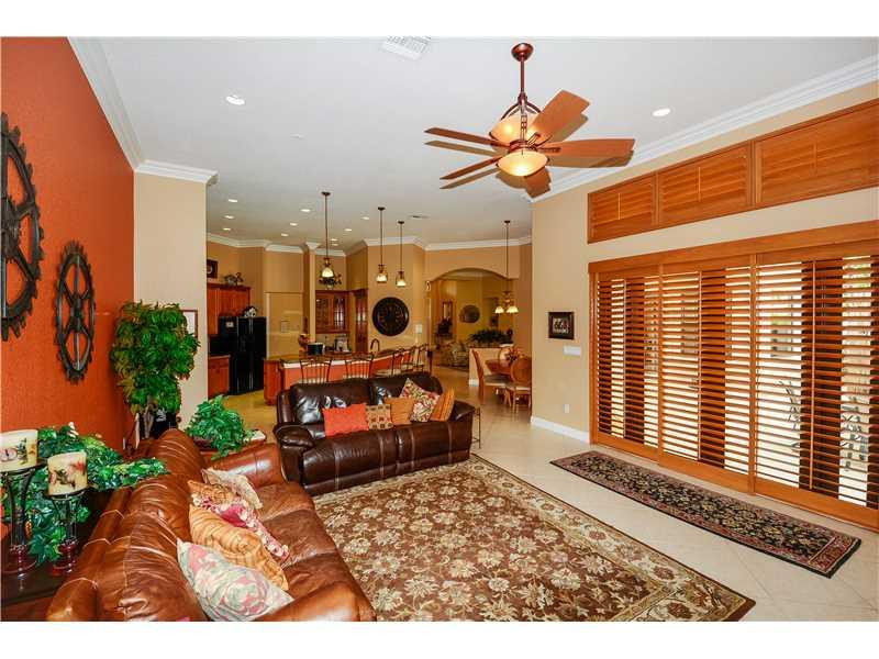 10057 Laurel Road Davie, FL 33328 - Photo 13 of 27 Den/Family/Great Room