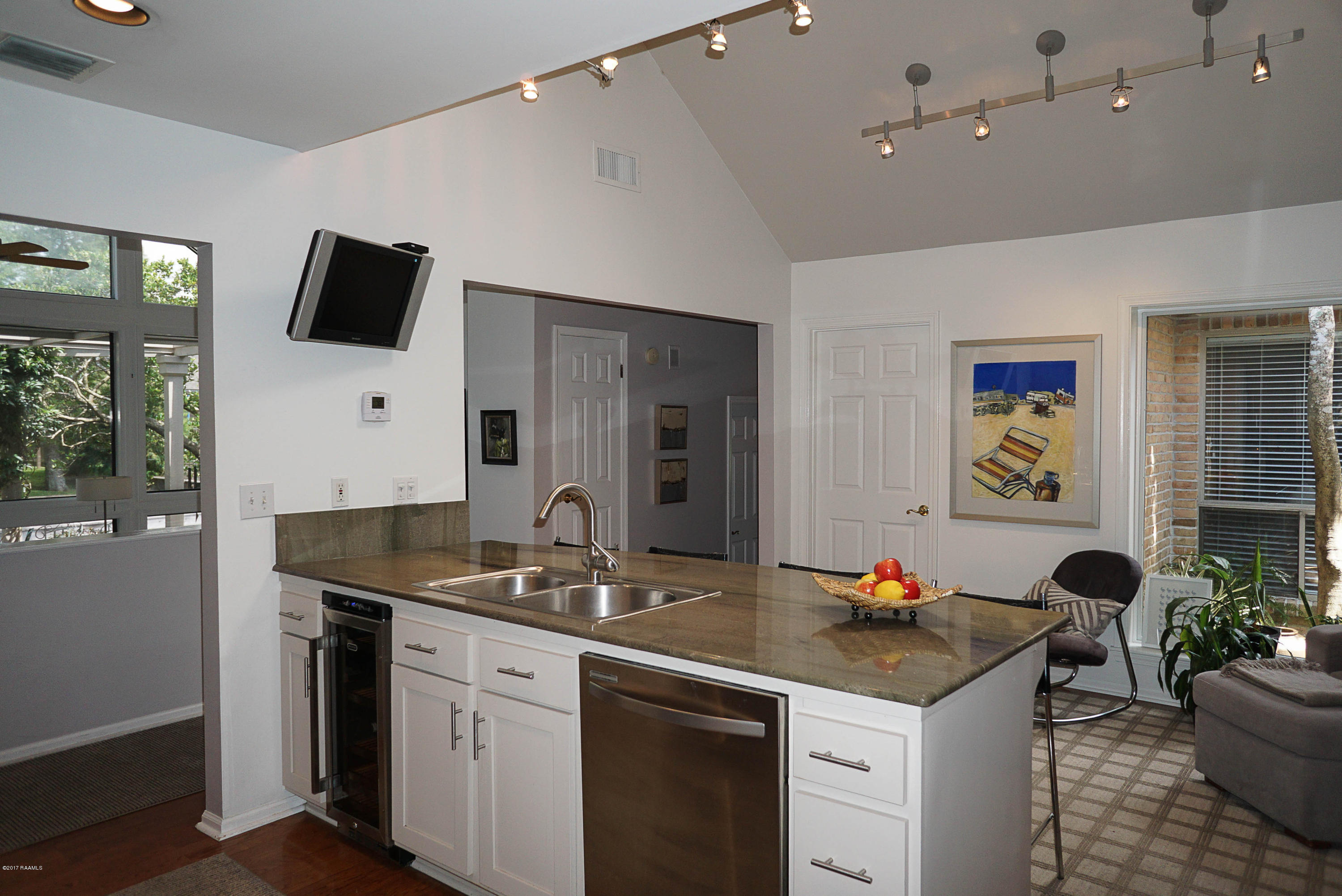 103 Island Point Lafayette, LA 70508 - Photo 11 of 24 Kitchen 3