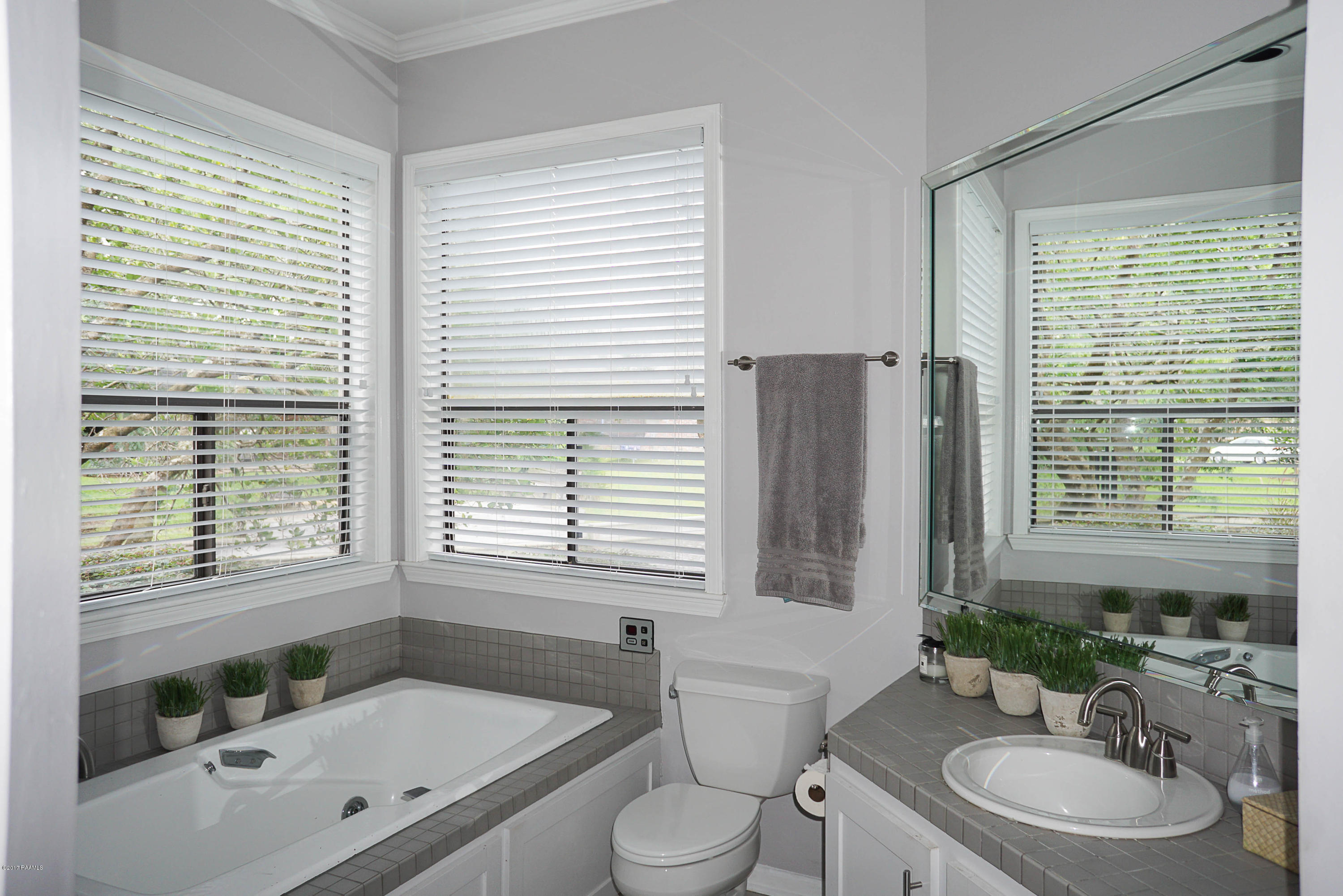 103 Island Point Lafayette, LA 70508 - Photo 18 of 24 Master Bath 2