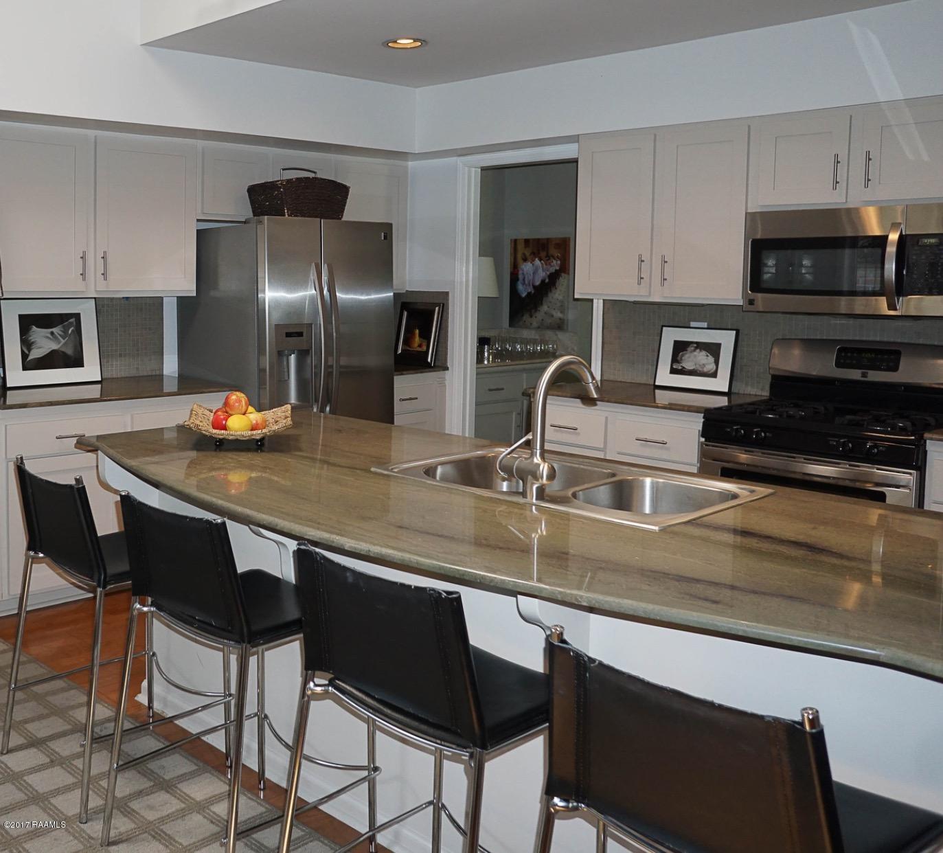 103 Island Point Lafayette, LA 70508 - Photo 10 of 24 Kitchen 2