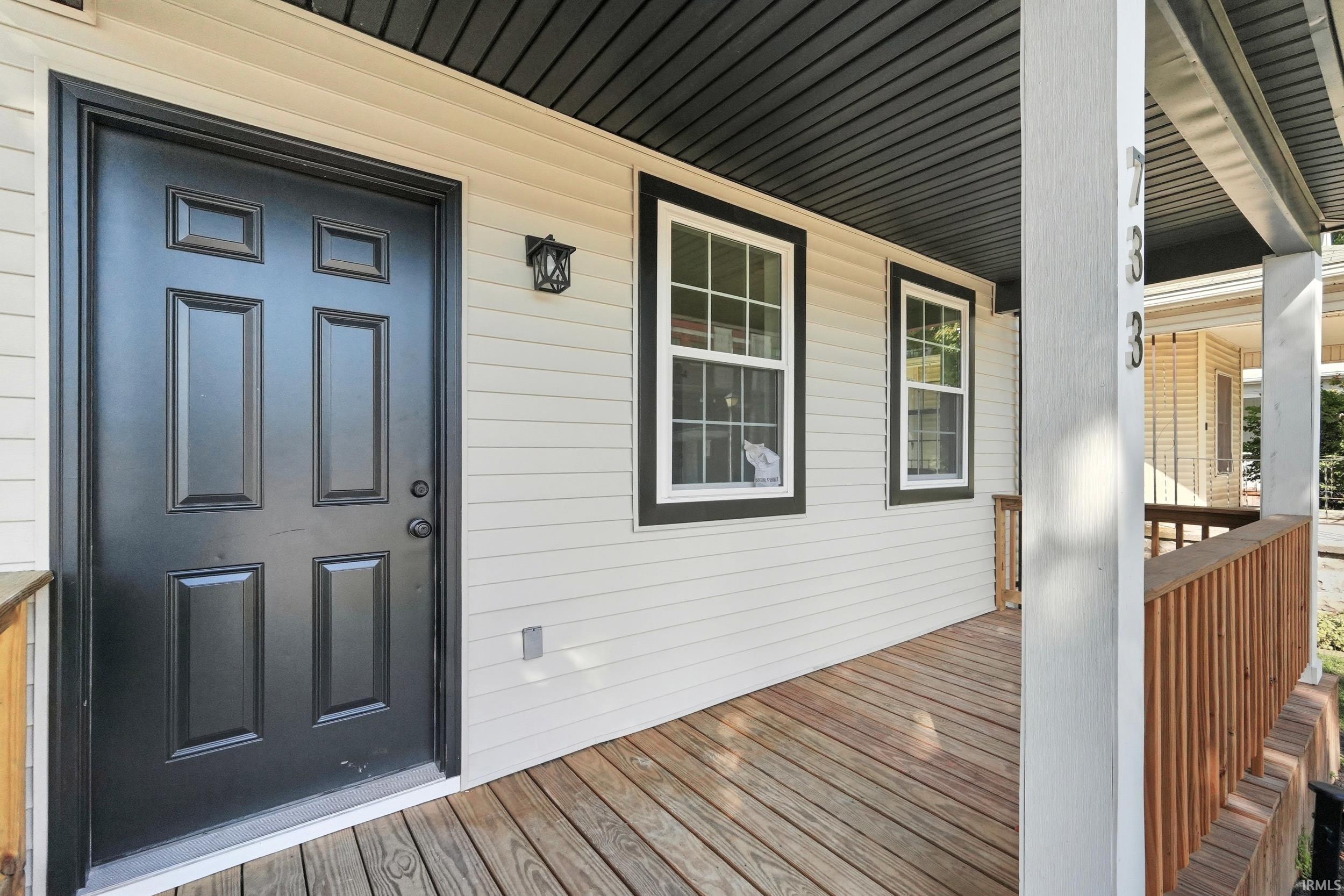 733 Growth Avenue Fort Wayne, IN 46808 - Photo 3 of 36