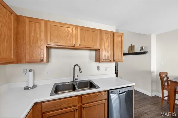 $184,900 | 480 Benton Drive, Unit K, St. Peters, MO 63376