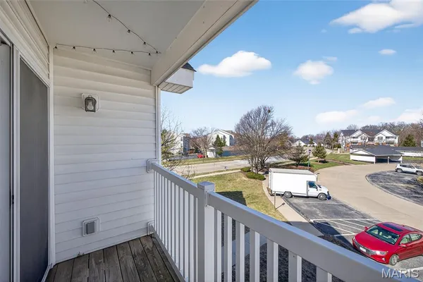 $184,900 | 480 Benton Drive, Unit K, St. Peters, MO 63376