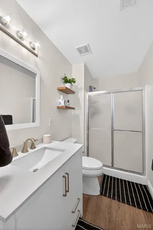 $184,900 | 480 Benton Drive, Unit K, St. Peters, MO 63376