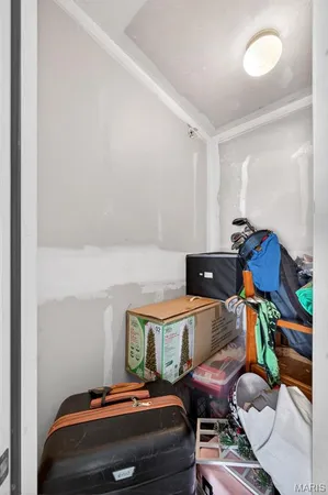 $184,900 | 480 Benton Drive, Unit K, St. Peters, MO 63376