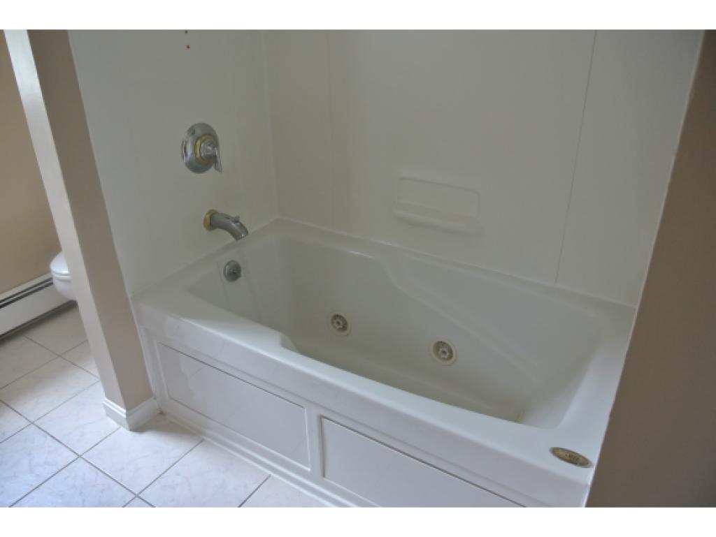 34 South Shore Road Salem, NH 03079 - Photo 18 of 24 Gallery Image 18