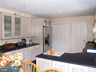278 North Post Road Princeton Junction, NJ 08550 - Photo 7 of 12
