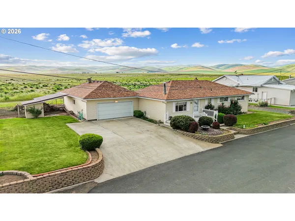 $315,000 | 362 Southeast Elm Street, Pilot Rock, OR 97868