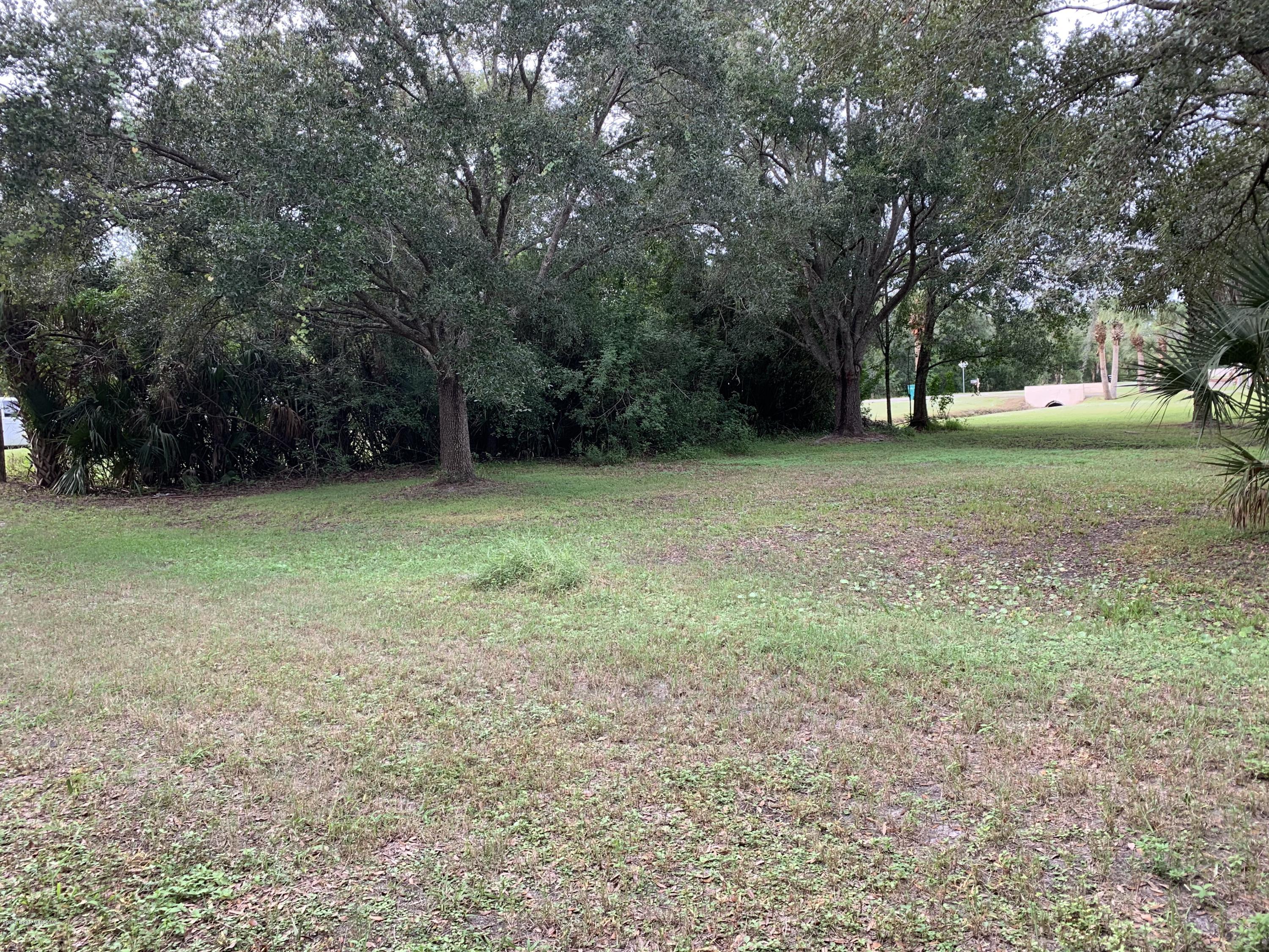 3325 Harlock Road Melbourne, FL 32934 - Photo 4 of 29 IMG_2196
