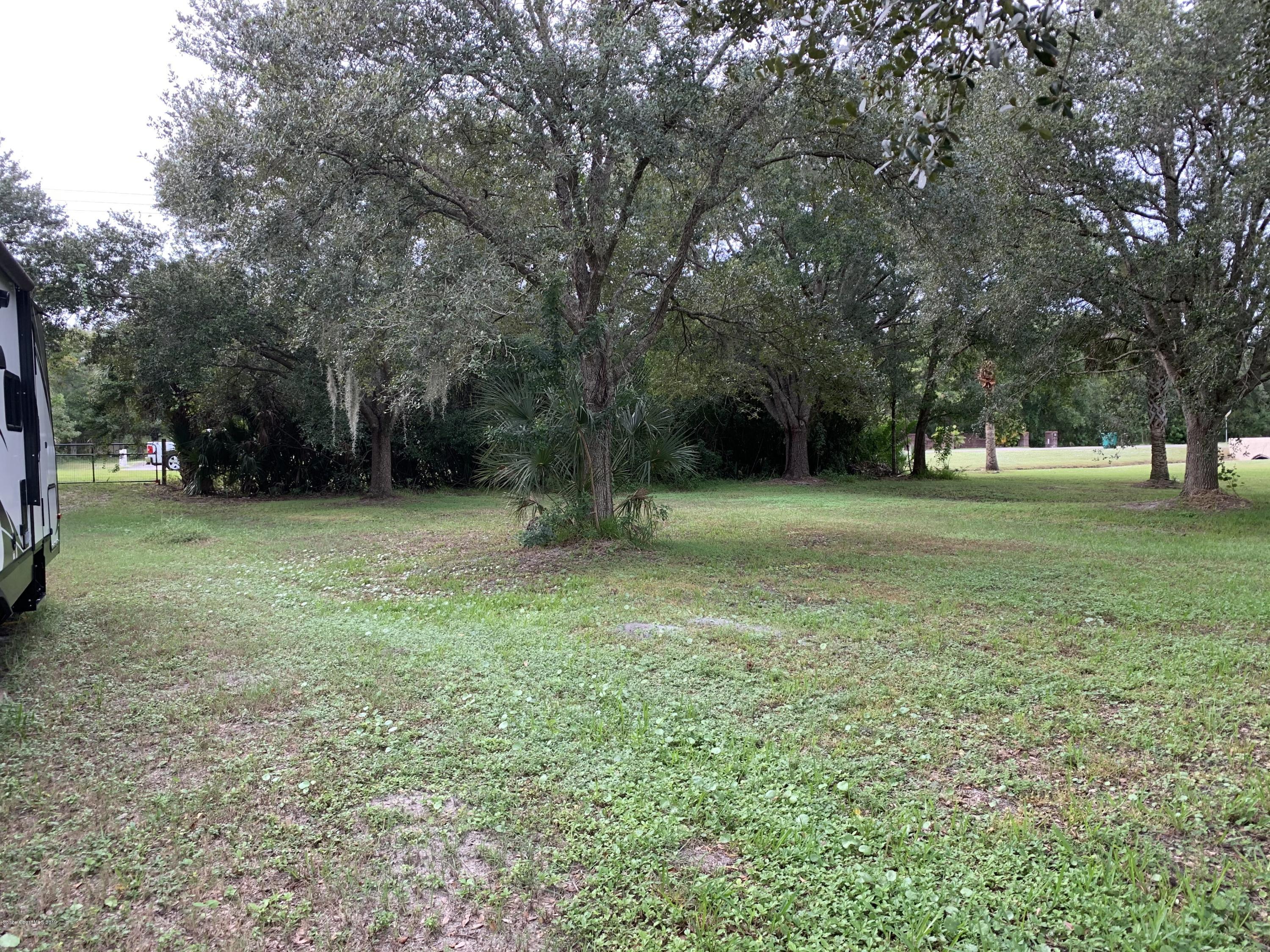 3325 Harlock Road Melbourne, FL 32934 - Photo 8 of 29 IMG_2200