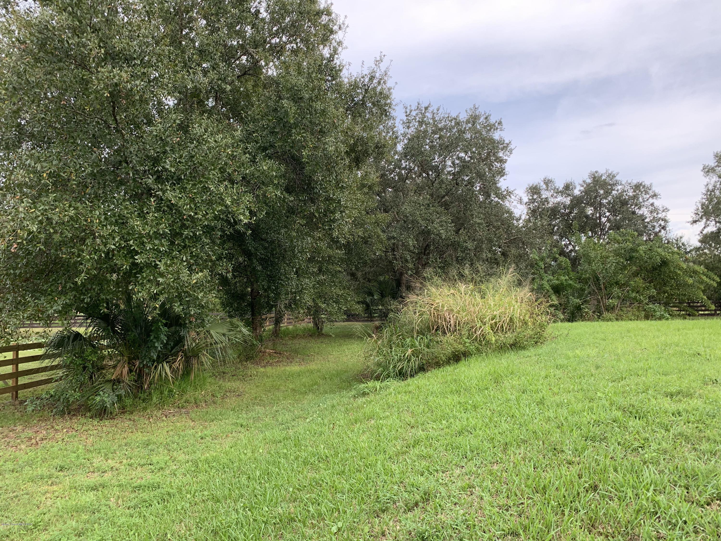 3325 Harlock Road Melbourne, FL 32934 - Photo 10 of 29 IMG_2202