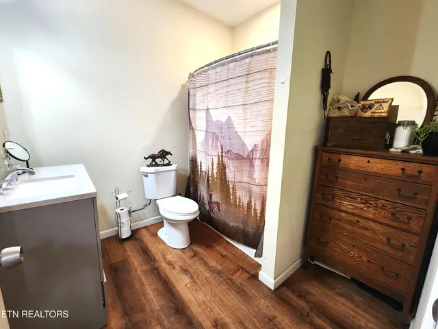 $825,000 | 21876 East Coast Tellico Parkway, Greenback, TN 37742