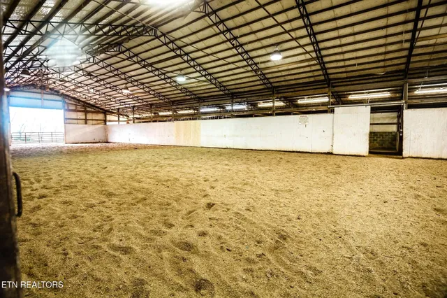 $825,000 | 21876 East Coast Tellico Parkway, Greenback, TN 37742