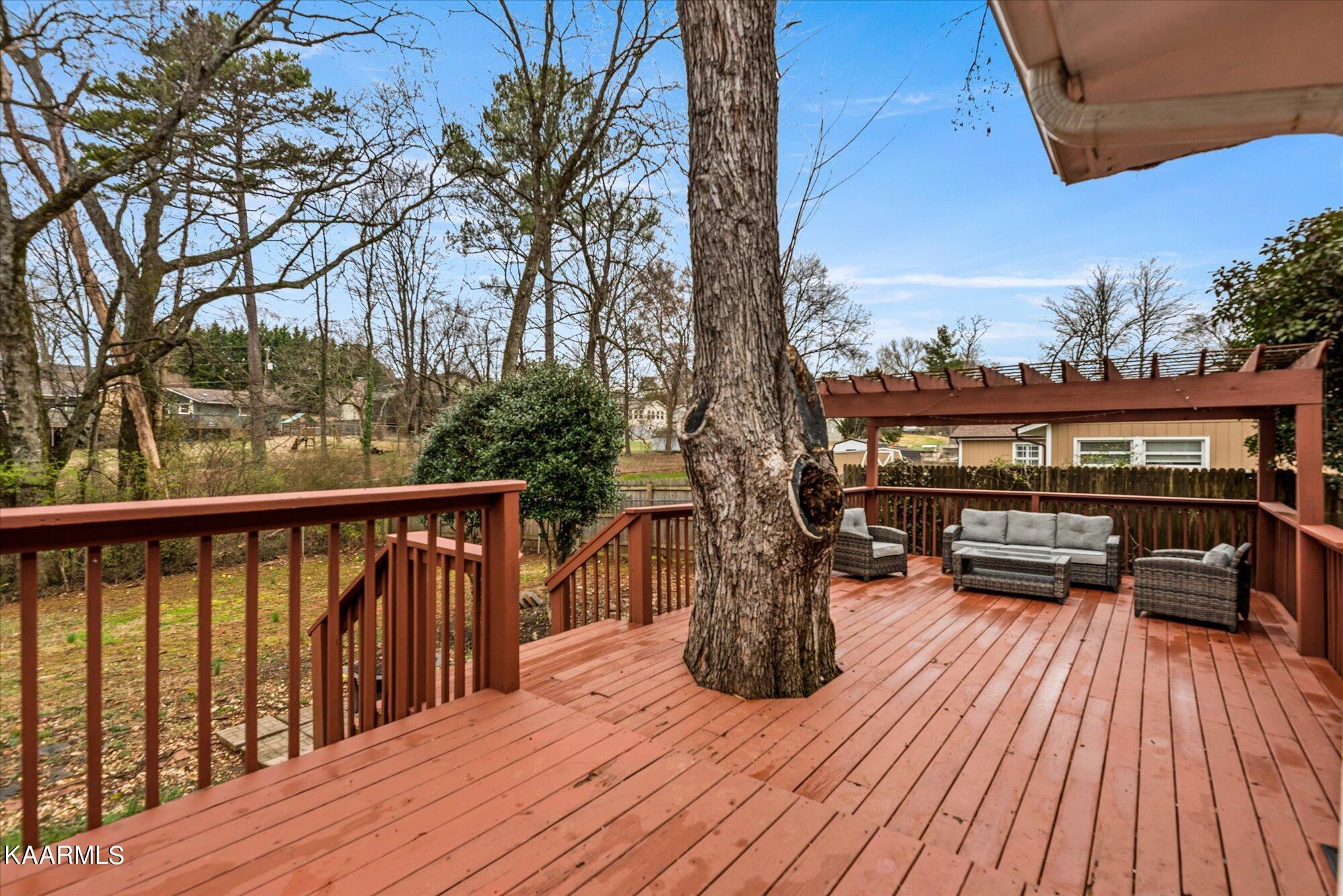 1208 Huntington Road Southwest Knoxville, TN 37919 - Photo 16 of 19 Back Deck