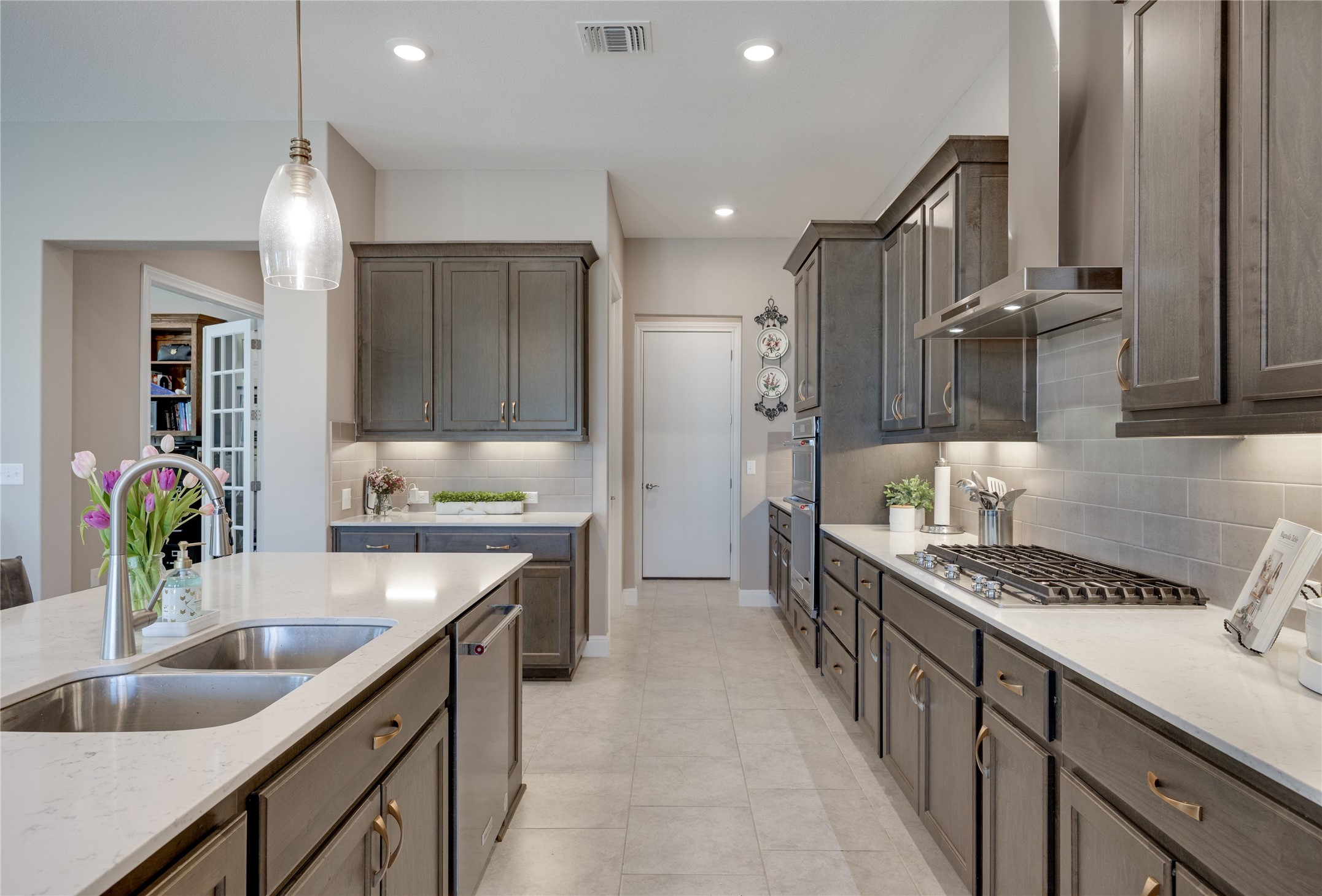 102 Pointer Lane Georgetown, TX 78633 - Photo 15 of 39