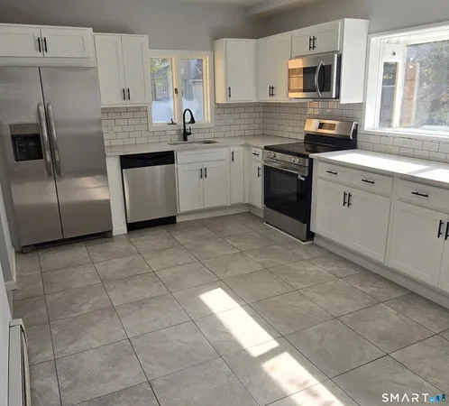 $319,900 | 854 Frost Road, Waterbury, CT 06705