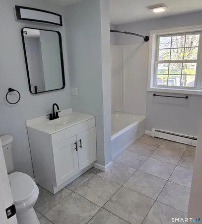 $319,900 | 854 Frost Road, Waterbury, CT 06705