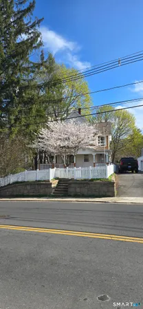 $319,900 | 854 Frost Road, Waterbury, CT 06705