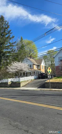$319,900 | 854 Frost Road, Waterbury, CT 06705