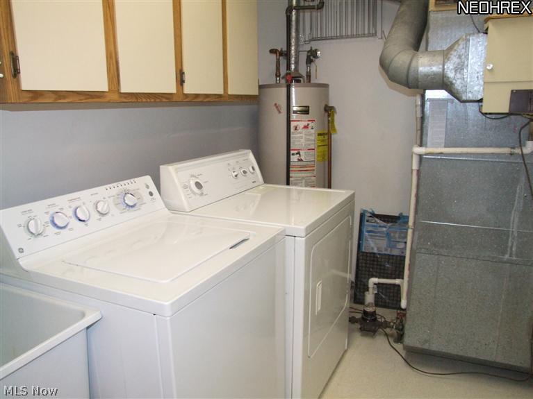 7175 Bellflower Road, Unit L31 Mentor, OH 44060 - Photo 12 of 14 LAUNDRY ROOM