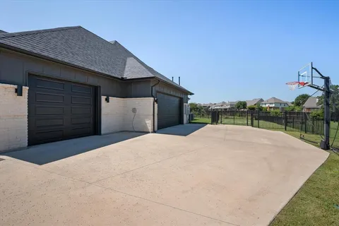 a house view with a backyard space