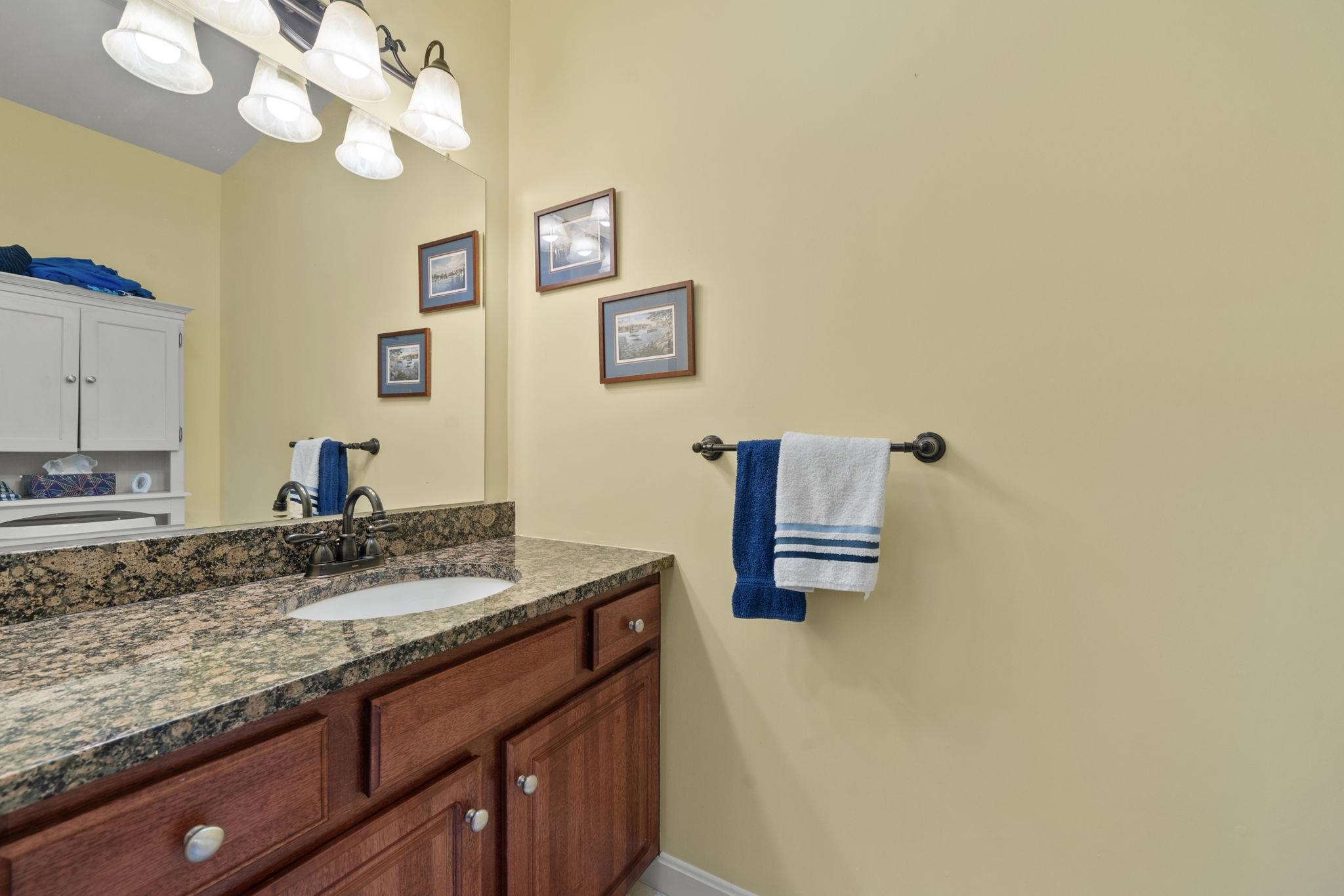 28 Shane Way, Unit 2 Laconia, NH 03246 - Photo 17 of 40