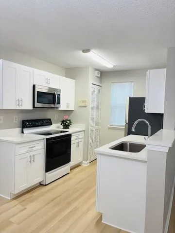 $239,000 | 1106 Sandy Ln Drive, Unit 206, Alpharetta, GA 30022