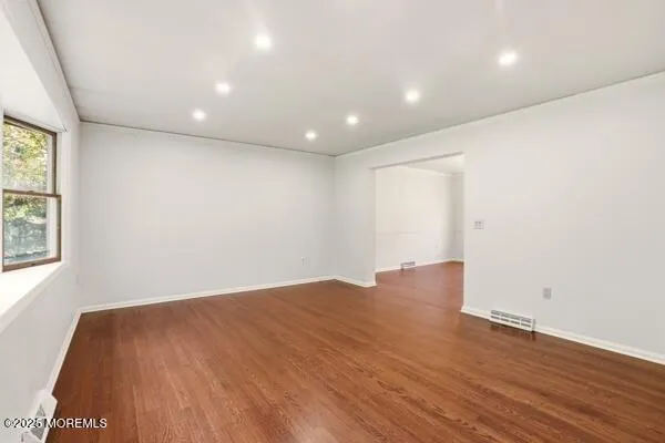 $3,800 | 1045 Farmingdale Road, Jackson, NJ 08527