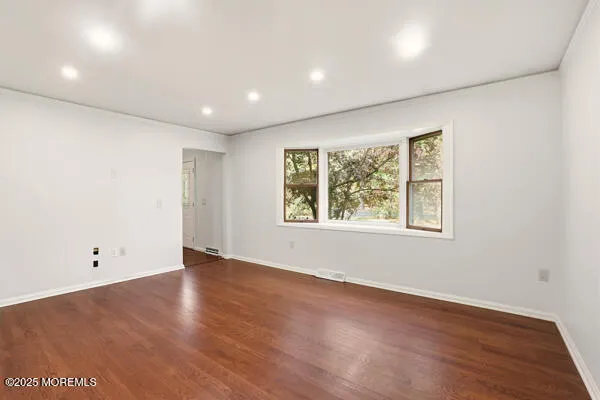 $3,800 | 1045 Farmingdale Road, Jackson, NJ 08527