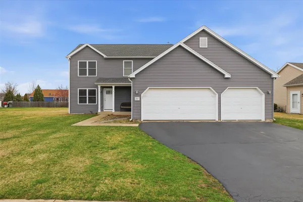 $379,900 | 264 Deer Path Drive, Genoa City, WI 53128