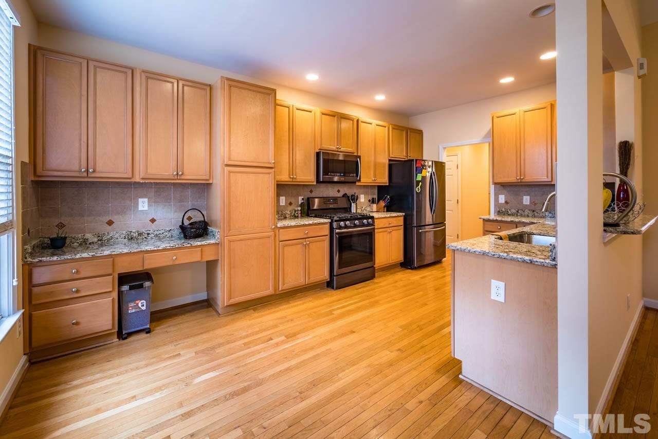 5904 Currin Fox Court Raleigh, NC 27616 - Photo 11 of 30