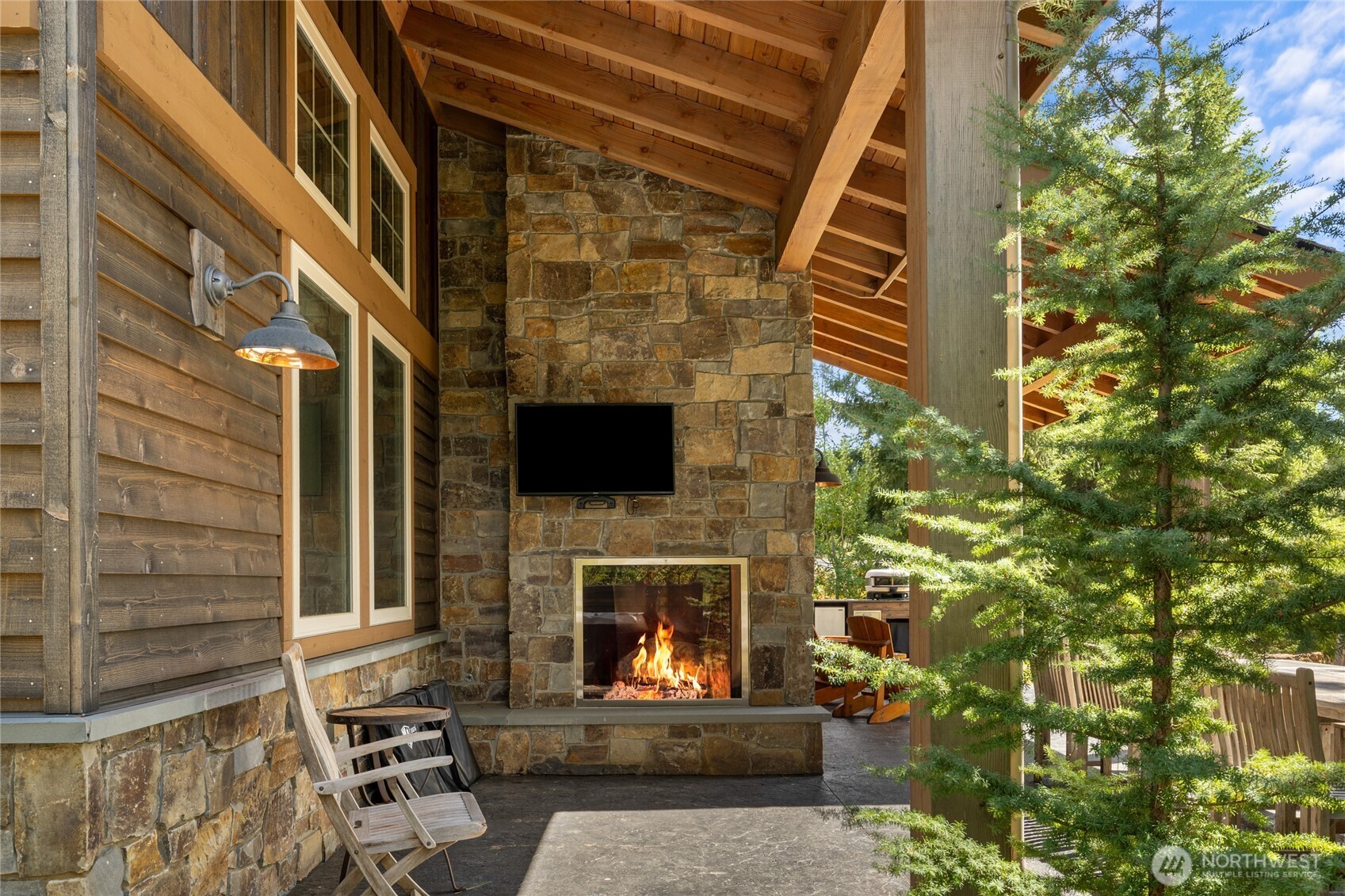 291 Ruby King Loop Cle Elum, WA 98922 - Photo 14 of 40