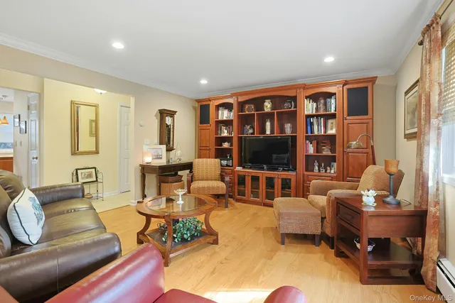 $465,000 | 9 Somerset Drive, Unit 11F, Suffern, NY 10901