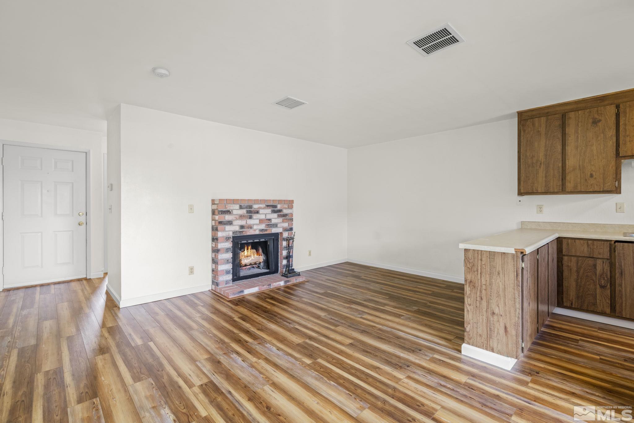 4817 Reggie Road Reno, NV 89502 - Photo 4 of 27 Photo 4