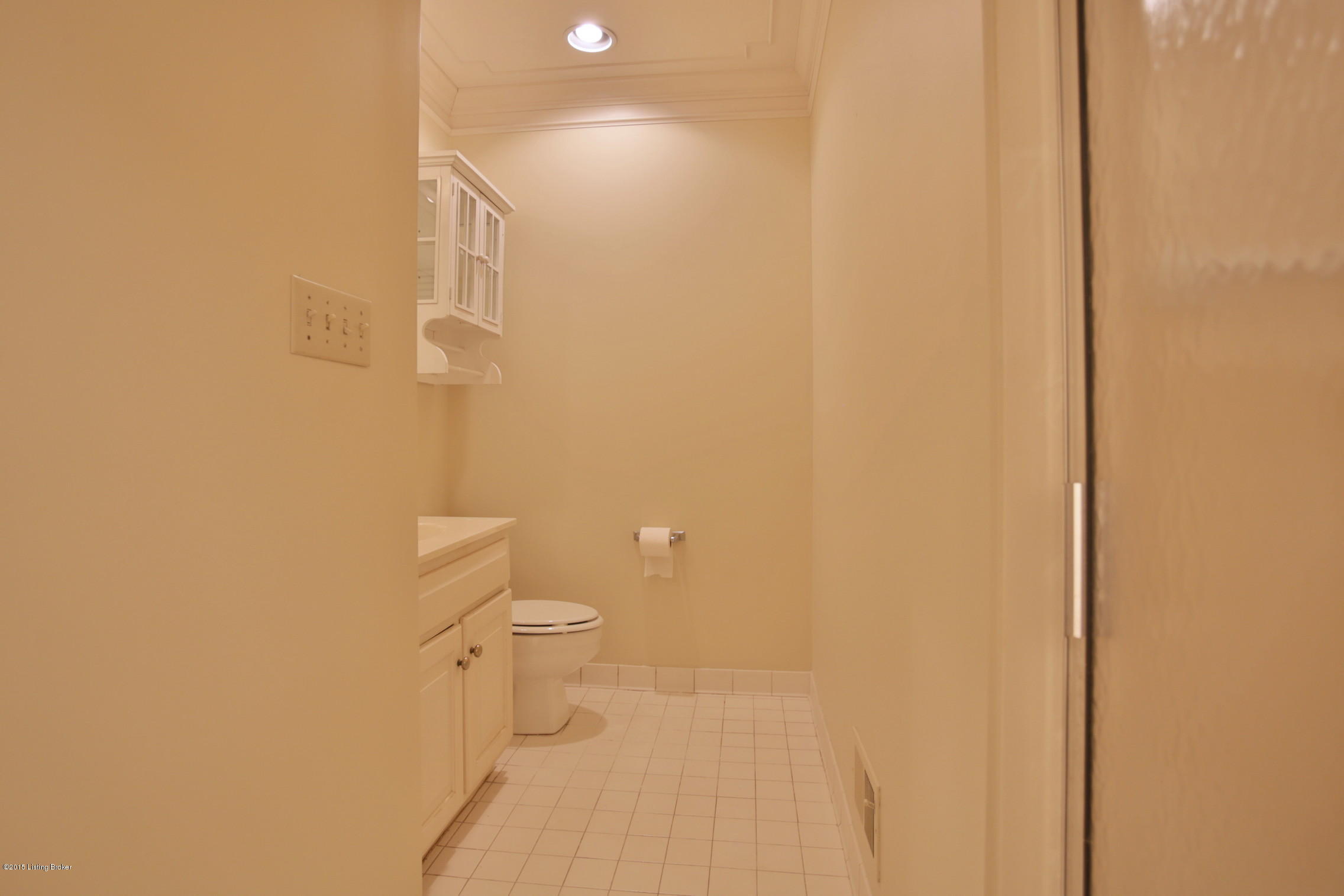 701 Evergreen Road Anchorage, KY 40223 - Photo 20 of 60 This master bath is next to the first one, but has a shower.