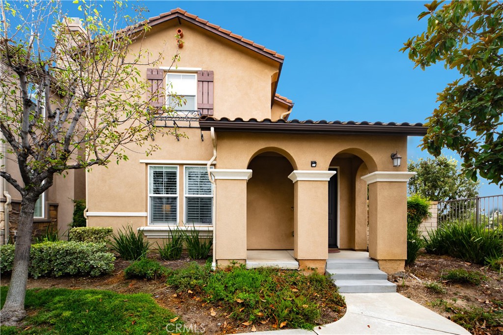 820 East Ruby Lace Way Azusa, CA 91702 - Photo 2 of 29
