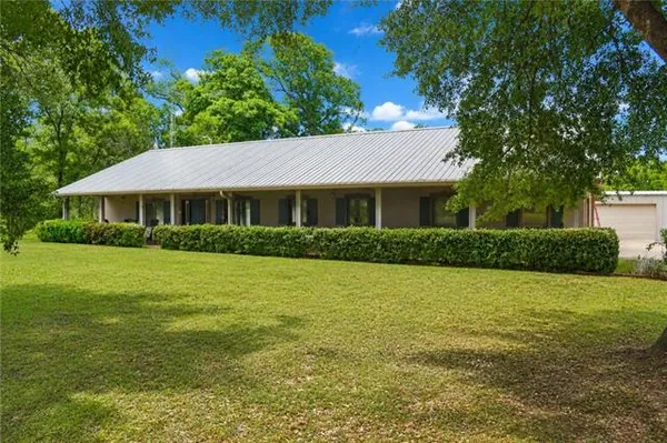$500,000 | 1403 Par Road 9, Dry Prong, LA 71423