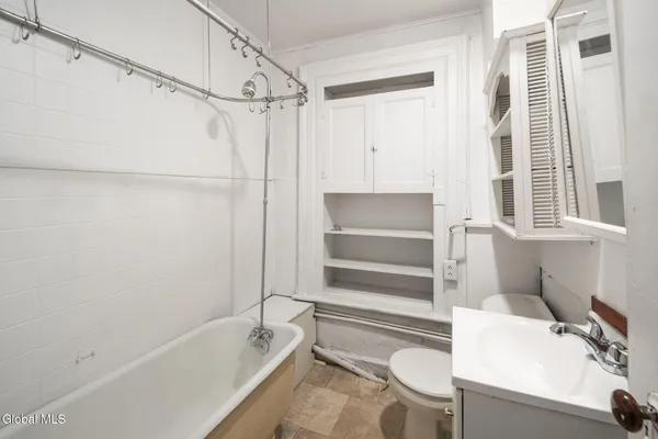 $325,000 | 128 Hamilton Street, Albany, NY 12207