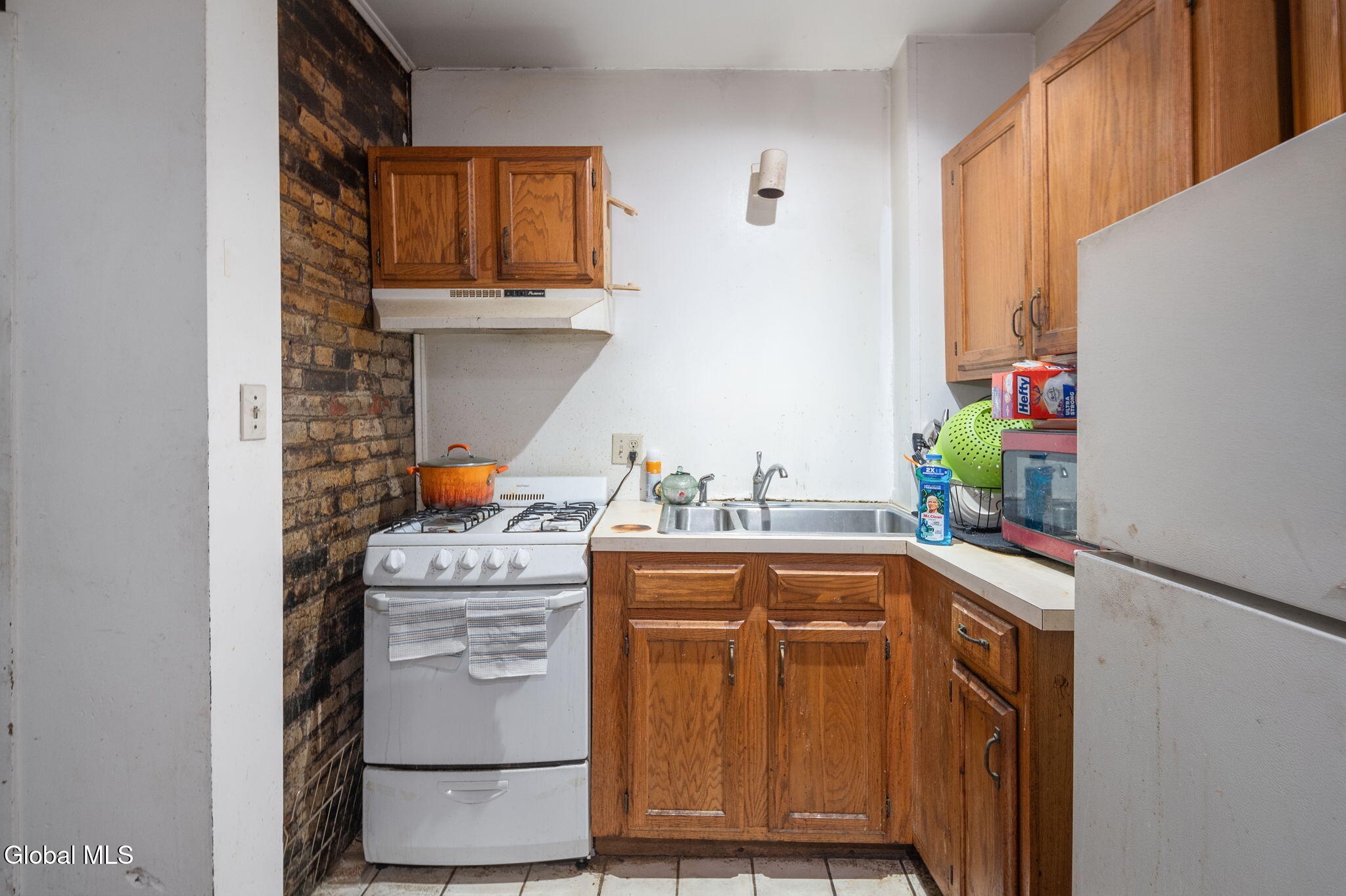 128 Hamilton Street Albany, NY 12207 - Photo 35 of 57 34-128HamiltonSt_34